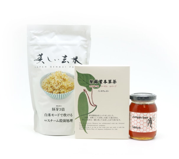 美しい玄米と紫蘇葉本草茶と JUMPIN BEE 松の樹液の甘露蜂蜜 の画像
